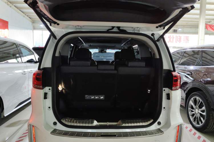 Used GAC Trumpchi M8 2023 Master Series 390T Prestige Edition