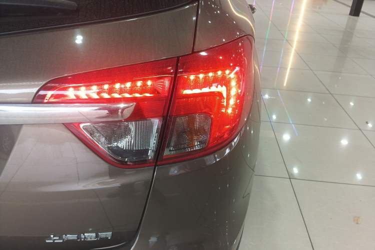 Used Buick Envision 2016 20T Two-Wheel Drive Leading Version