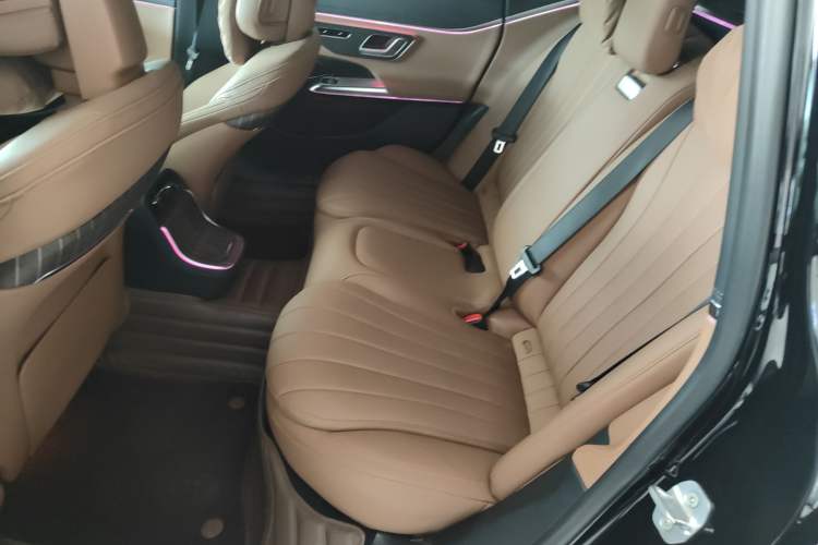 Used Mercedes-Benz E-Class 2024 E 300 L Stylish Model