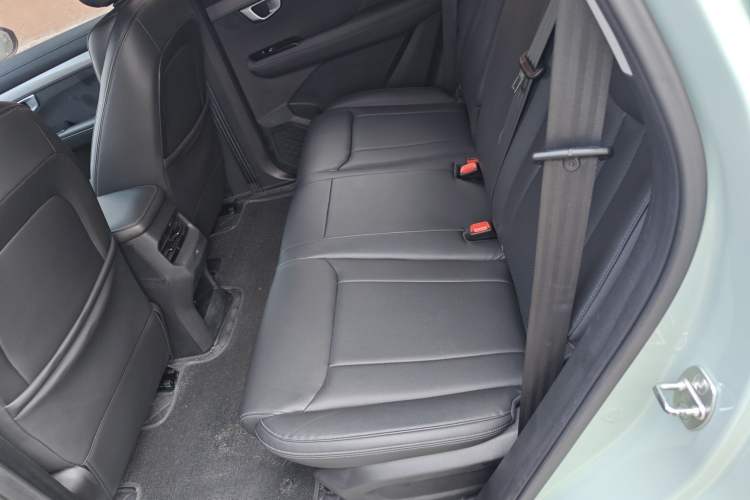 Used Wuling Asta 2022 2.0L DHT Electric Power Version
