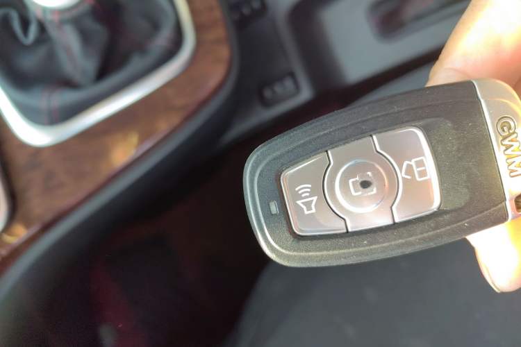 Used Haval H6 2017 Red-Label Sport Edition 1.5T Manual Two-Wheel Drive Elite Model
