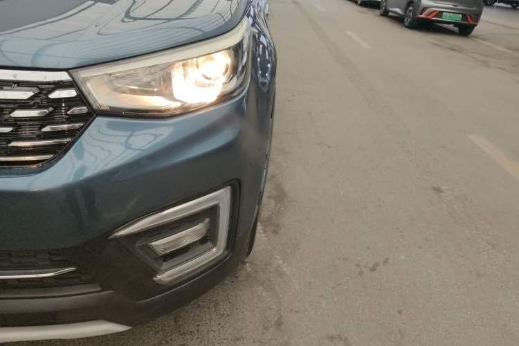 Used Changan CS55 2018 1.5T Automatic Colorful Edition China V Standard
