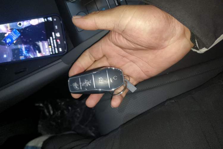 Used BYD Qin L 2025 DM-i Smart Drive 120KM Leading Model
