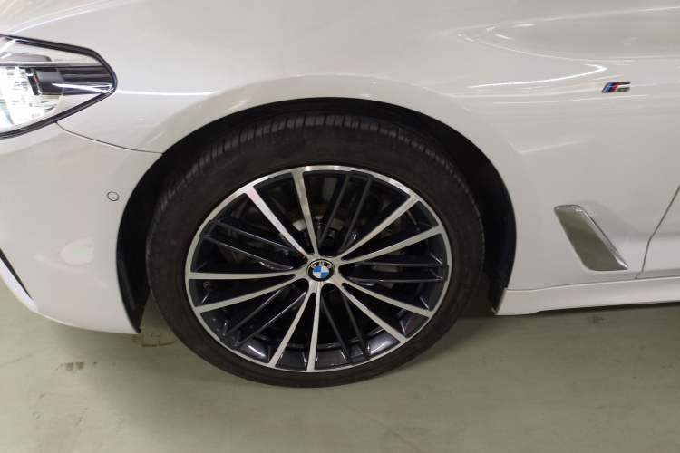 Used BMW 5 Series 2020 530Li Leading Model M Sport Package
