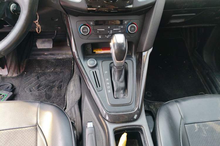 Used Ford Focus 2017 Hatchback 1.6L Automatic Fashion Edition Smart Drive Version