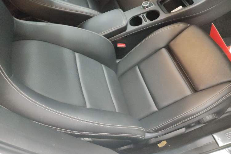 Used Mercedes-Benz GLA 2016 GLA 200 Fashion Model