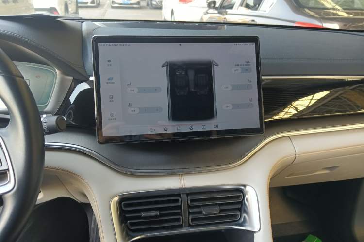 Used BYD Song PLUS New Energy 2023 Champion Edition EV 520KM Flagship Model
