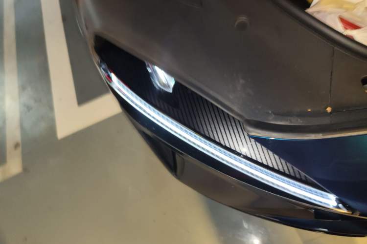 Used Xiaomi Auto YU7 2025 Ultra-Long Range High-Performance All-Wheel-Drive Max Edition