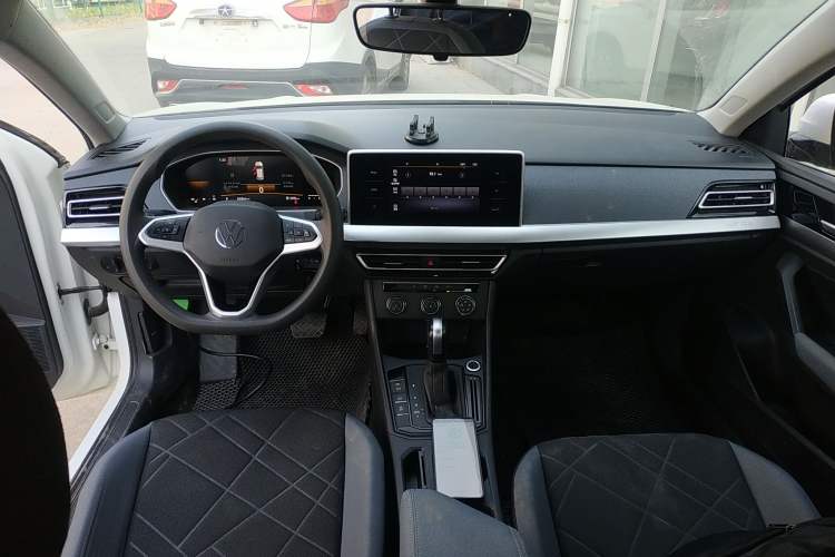 Used Volkswagen Lavida 2023 1.5L Automatic De Yi Edition