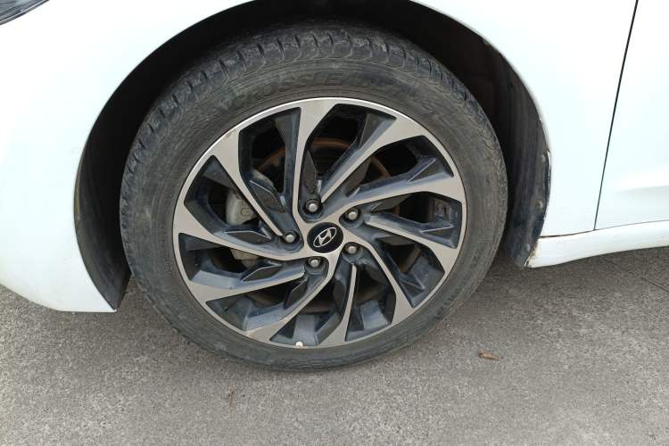 Used Hyundai Elantra 2020 1.5L CVT Smart & Stylish – Elite Version
