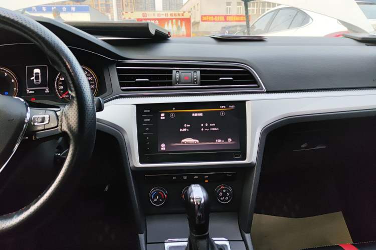 Used Volkswagen Lamando 2021 230TSI DSG Fashion Edition
