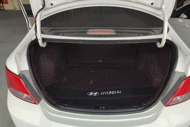 Used Hyundai Verna 2014 1.4L Manual Smart GLS Trim
