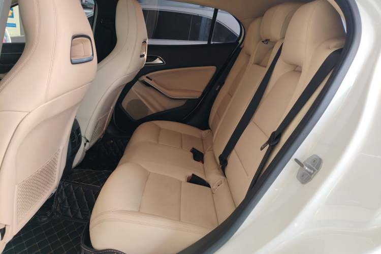 Used Mercedes-Benz GLA 2018 GLA 200 Fashion Model