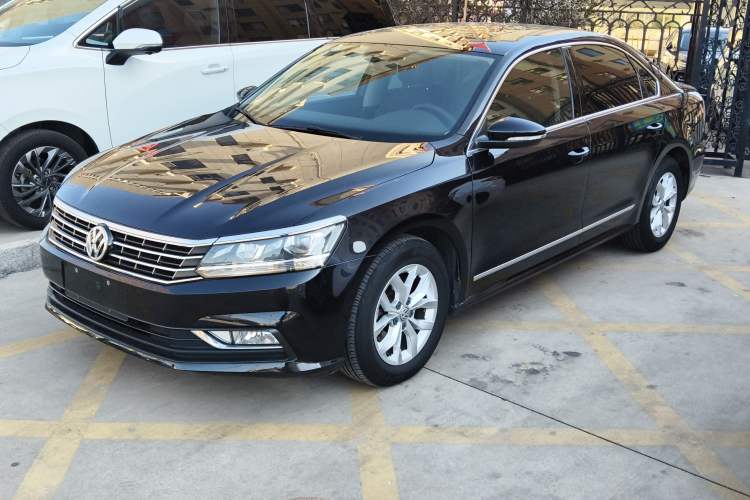 Used Volkswagen Passat 2017 330TSI DSG Luxury Edition
