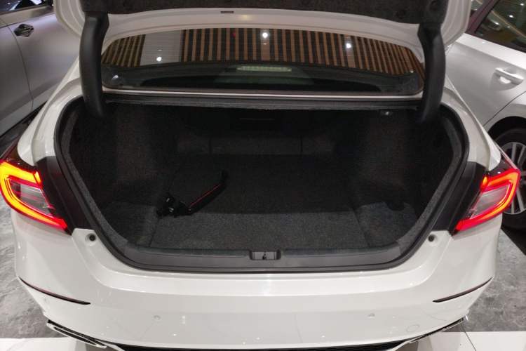 Used Honda Accord 2022 260TURBO Phantom Night · Prestige Edition