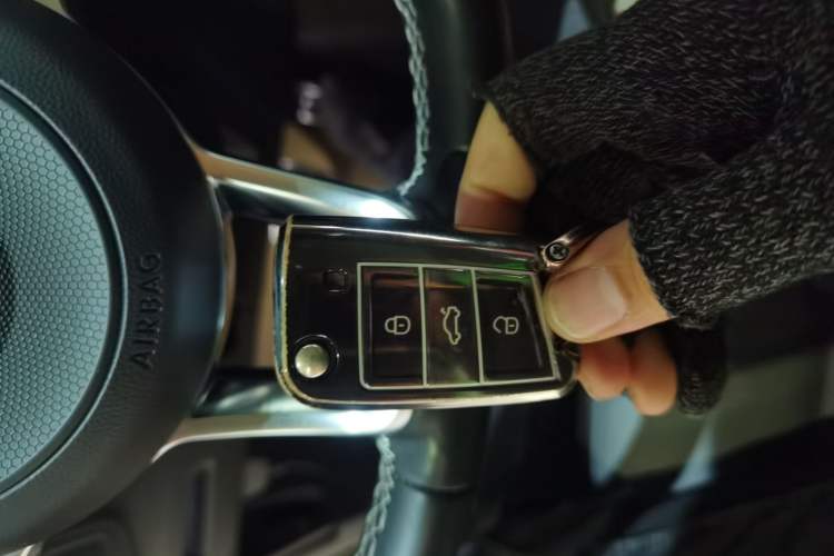 Used Volkswagen Tiguan L 2021 330TSI Automatic Two-Wheel Drive R-Line Flagship Edition