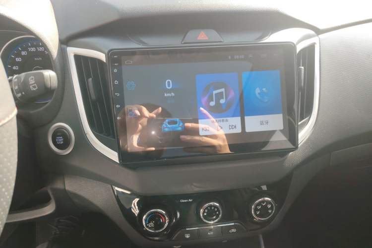 Used Hyundai ix25 2017 1.6L Automatic Smart Version
