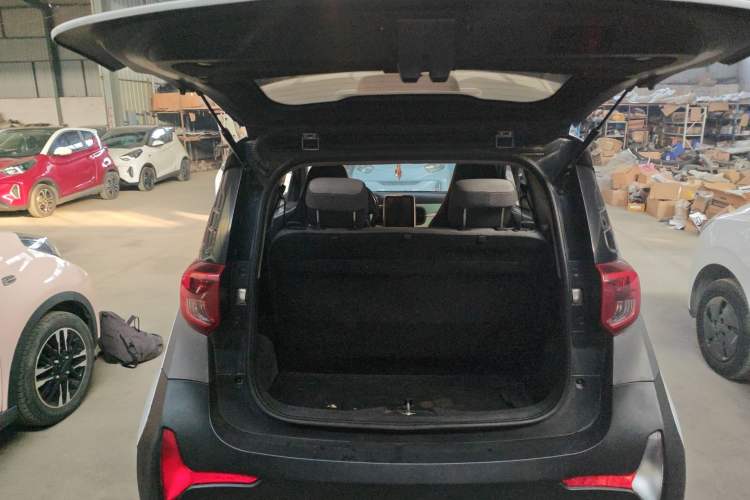 Used Chery Little Ant 2021 150 000 Yuan "Ant Fan" Edition Ant Cool Version with Ternary Lithium
