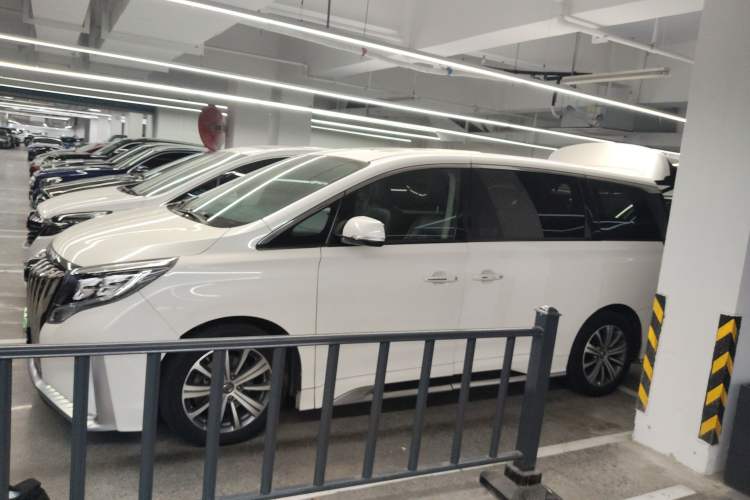 Used GAC Trumpchi M8 2020 Master Edition 390T Deluxe Version