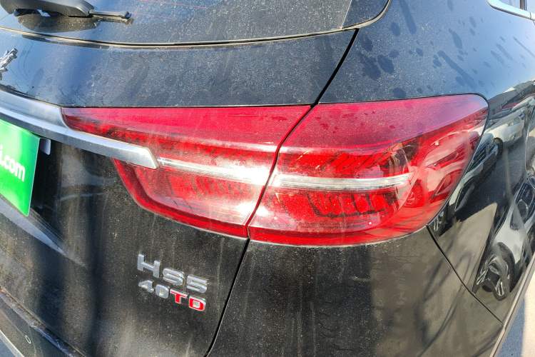 Used Hongqi HS5 2022 Revised Version 2.0T Smart Connect Flagship Edition
