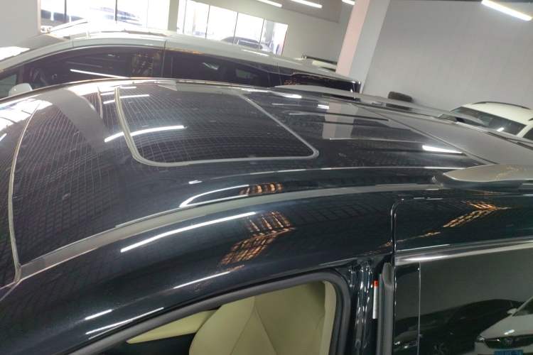 Used Toyota Granvia 2023 2.5L Hybrid Prestige PLUS Edition