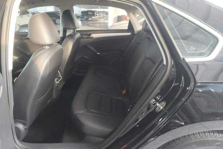 Used Volkswagen Passat 2015 1.4TSI DSG Prestige Edition