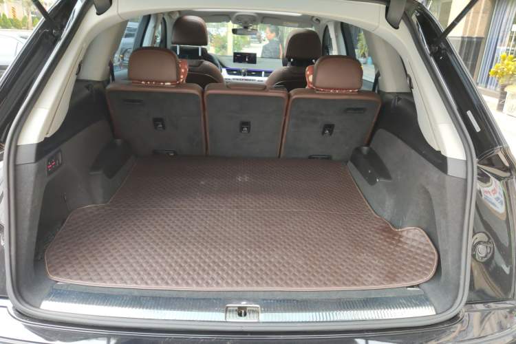 Used Audi Q7 2016 40 TFSI Comfort Model