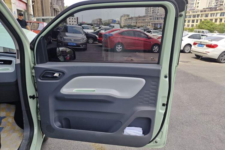 Used Wuling Hongguang MINIEV 2021 Macaron Fashion Edition Lithium-Ion Battery
