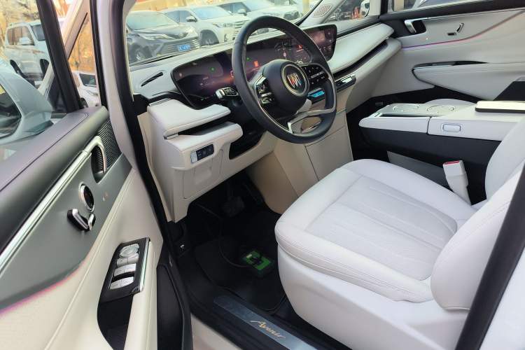 Used Buick GL8 New Energy 2024 Lu Zun Deluxe Edition 7-Seater
