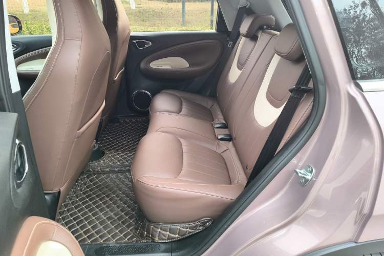 Used Wuling Bingo 2023 333 km Lingxi Connected Version

