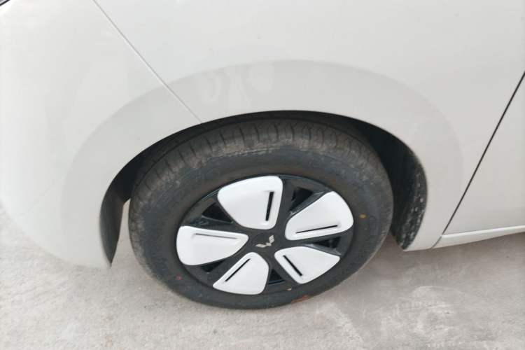 Used Wuling Hongguang MINIEV 2025 Four-Door Version Advanced Edition
