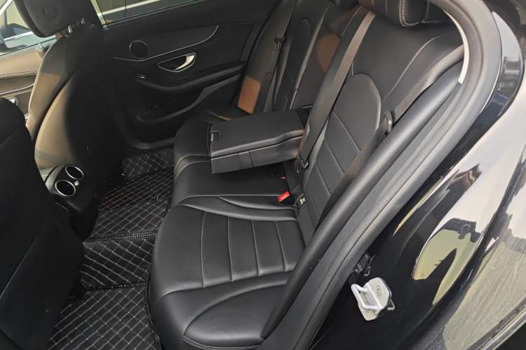 Used Mercedes-Benz C-Class 2015 C 200 L Sport Edition
