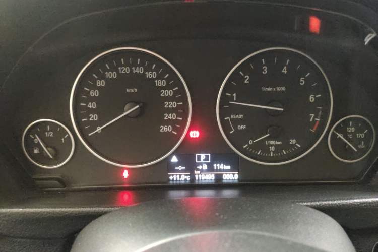 Used BMW 3 Series 2016 320Li Ambition Model
