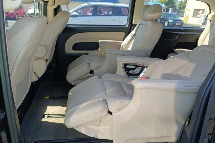 Used Mercedes-Benz Vito 2016 2.0T Business Edition
