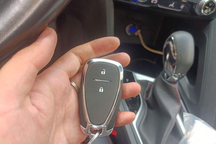 Used Chevrolet Orlando 2018 Redline 530T Automatic Zhaoxiang Edition (5+2 Seating) – China V Standard
