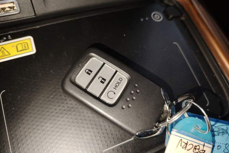 Used Honda CR-V 2021 240TURBO CVT 2WD Fashion Edition
