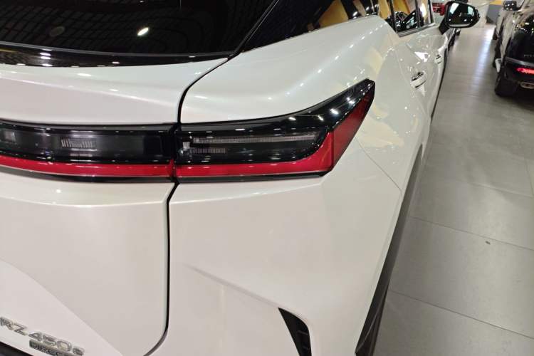 Used Lexus RZ 2023 450e All-Wheel Drive Luxury Edition
