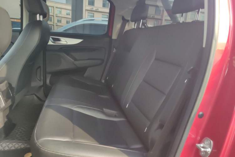 Used Great Wall Poer 2021 2.0T Commercial Version Automatic Diesel 4x4 Elite Long-Box GW4D20M
