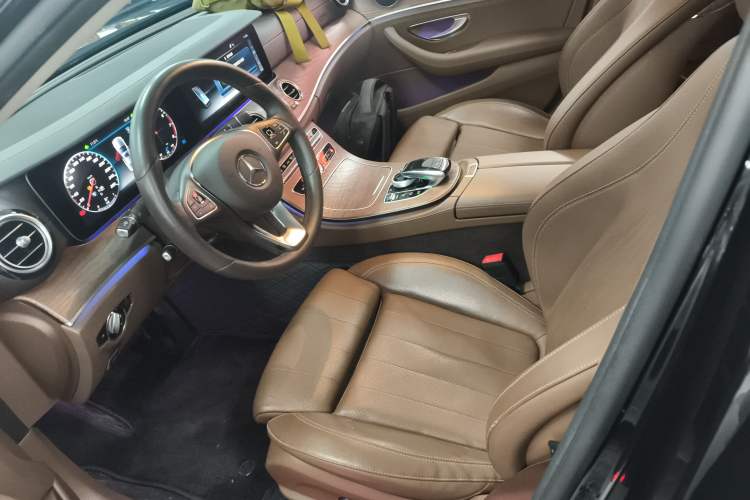 Used Mercedes-Benz E-Class 2018 Facelift E 200 L
