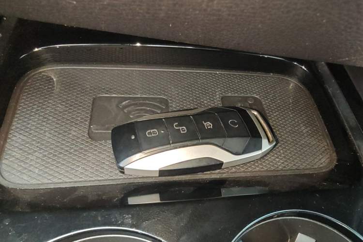 Used BYD Song Pro New Energy 2019 DM 1.5T Four-Wheel Drive Performance Edition Deluxe Model
