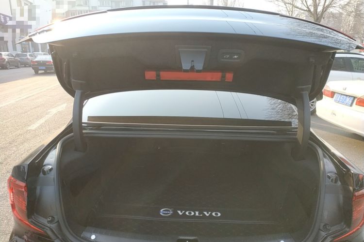 Used Volvo S90 2024 B5 Luxury Smart Edition