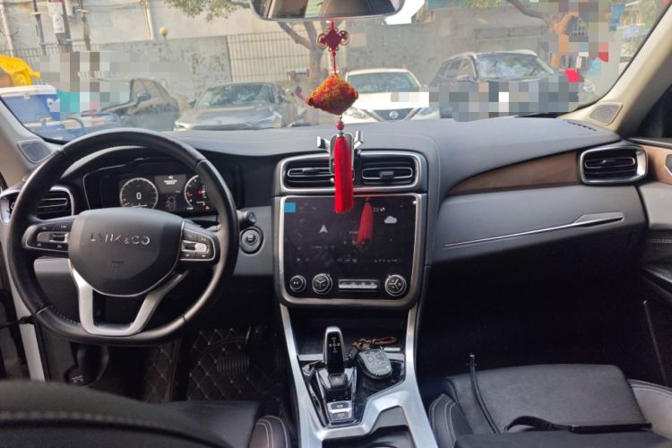 Used Lynk & Co 01 2019 2.0T Two-Wheel-Drive Pro Version China VI Standard
