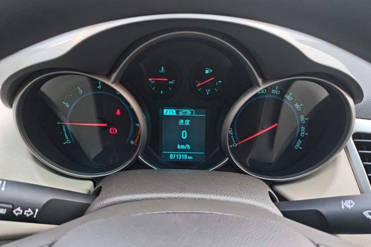 Used Chevrolet Cruze 2015 1.5L Classic SL MT
