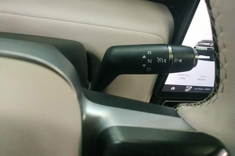 Used  V23 2025 401 Two-Wheel Drive Intelligent Driving Version