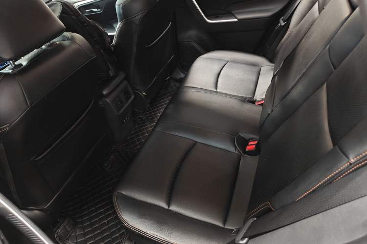 Used Toyota RAV4 2020 2.0L CVT Two-Wheel Drive Fashion Edition
