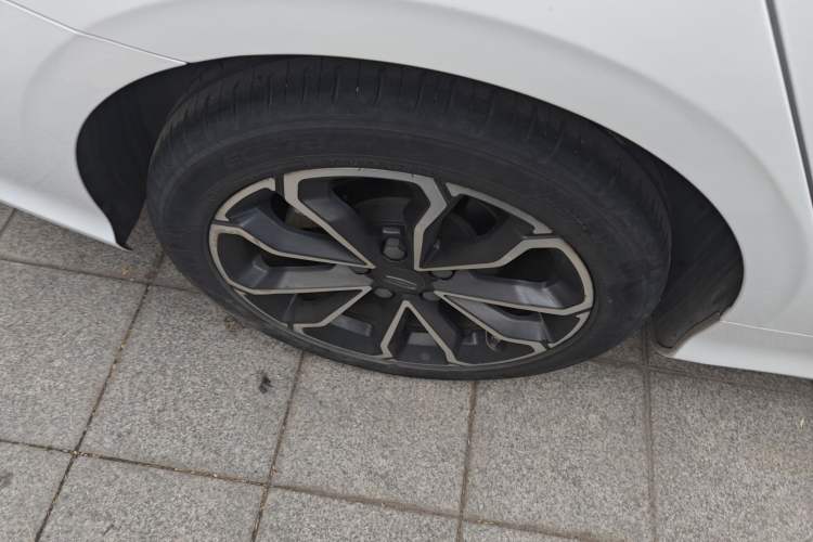 Used Geely Auto Binray 2021 1.4T CVT Asian Games Edition
