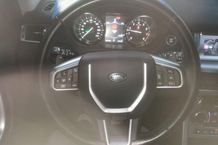 Used Land Rover Discovery Sport 2018 240 PS SE Version
