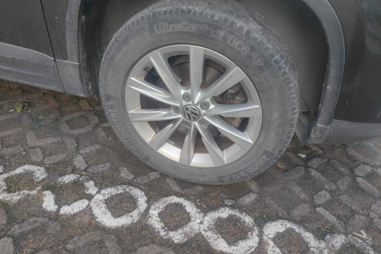 Used Volkswagen Tiguan L 2015 1.8TSI Automatic Two-Wheel Drive Comfort Edition