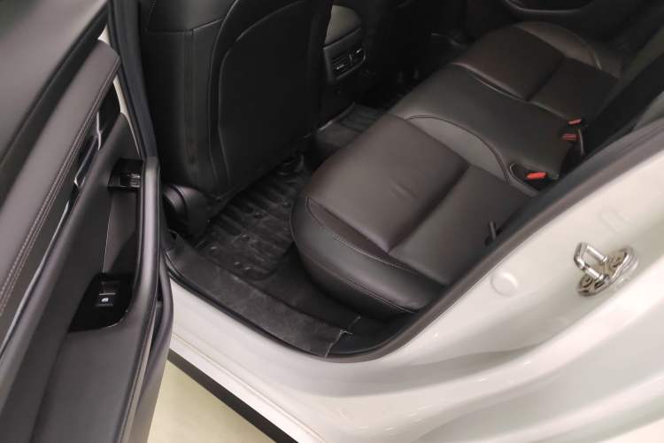 Used Mazda Mazda 3 Axela 2021 2.0L Automatic Zhiya Edition