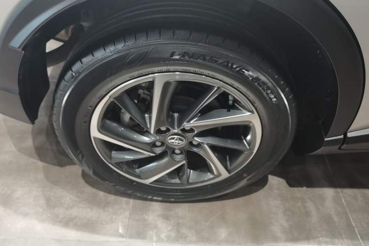 Used Toyota C-HR 2021 2.0L Luxury Edition
